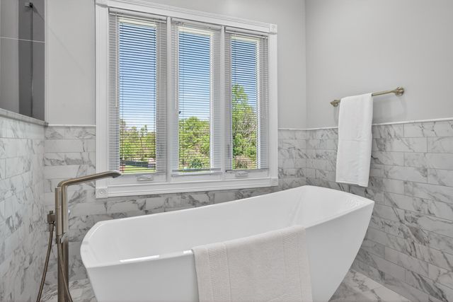 212 Quail Run Drive, Georgetown, KY 40324