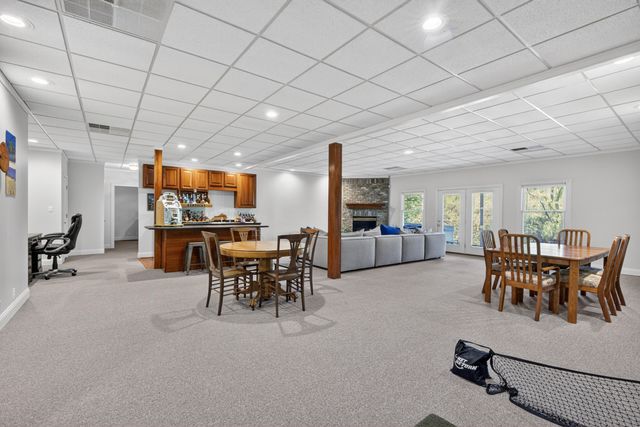 212 Quail Run Drive, Georgetown, KY 40324