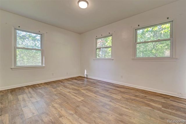 5890 Grange Hall Road, Holly, MI 48442