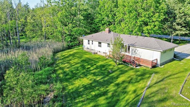 5890 Grange Hall Road, Holly, MI 48442