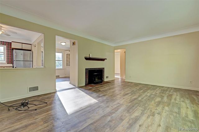 5890 Grange Hall Road, Holly, MI 48442