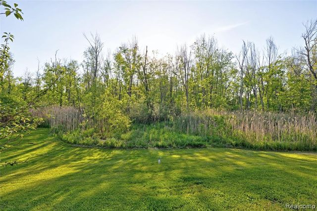5890 Grange Hall Road, Holly, MI 48442