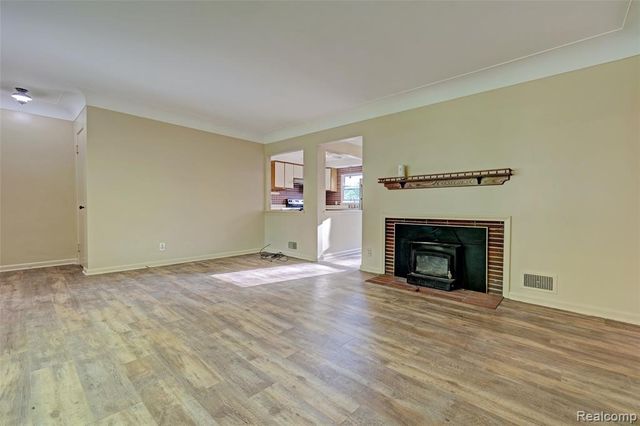 5890 Grange Hall Road, Holly, MI 48442