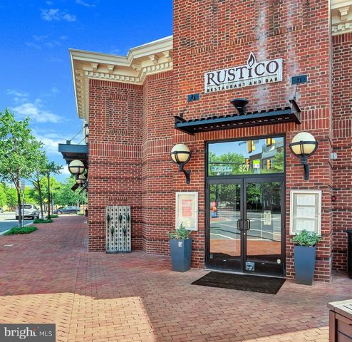 715 CARPENTER RD, Alexandria, VA 22314