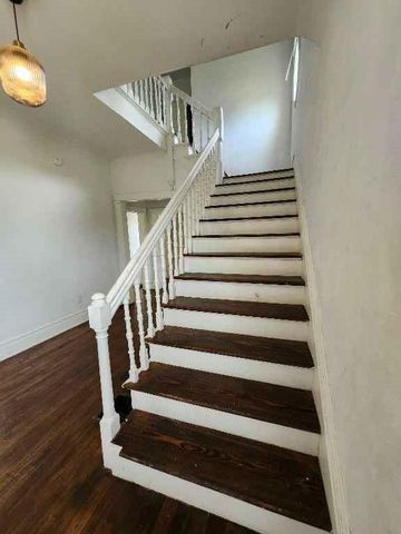 2920 Garfield Avenue, Kansas City, MO 64109