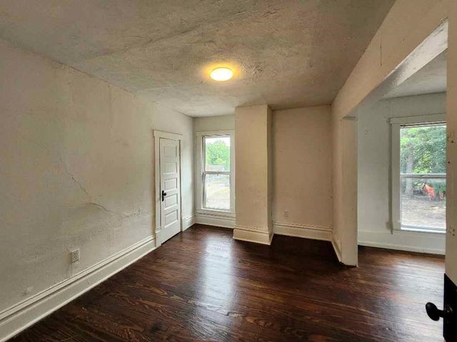 2920 Garfield Avenue, Kansas City, MO 64109