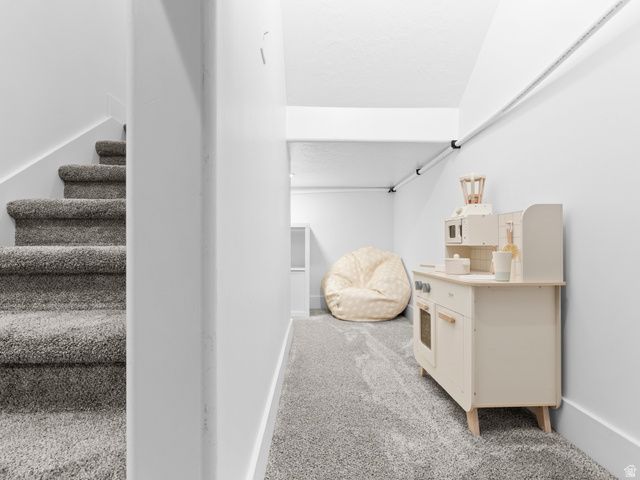 2043 N BELMONT DR, Saratoga Springs, UT 84045