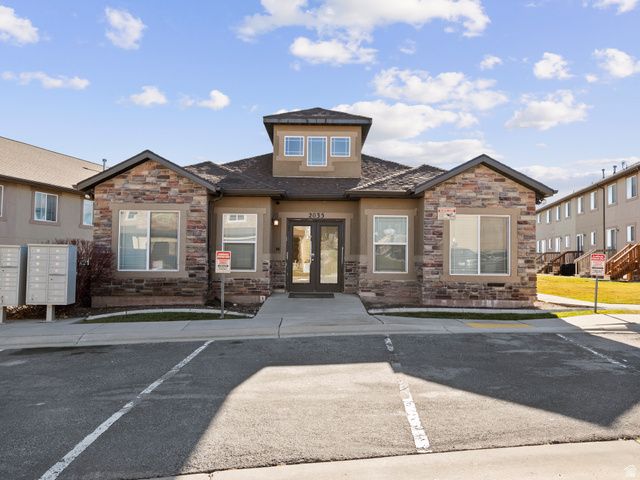 2043 N BELMONT DR, Saratoga Springs, UT 84045