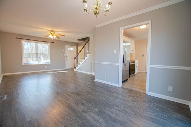 421 Sierra Court, Clarksville, TN 37040