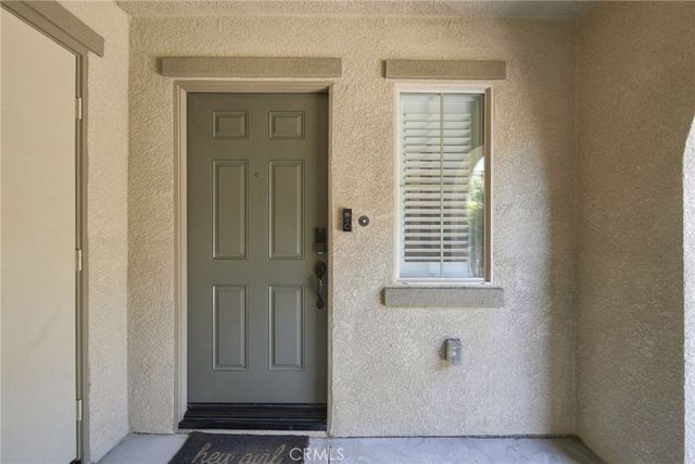 7239 N Cedar Rd, Van Nuys, CA 91405