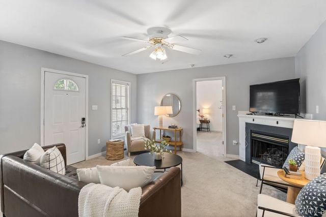 2736 Knobbly Ct, Chester, VA 23831