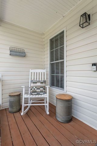 2736 Knobbly Ct, Chester, VA 23831