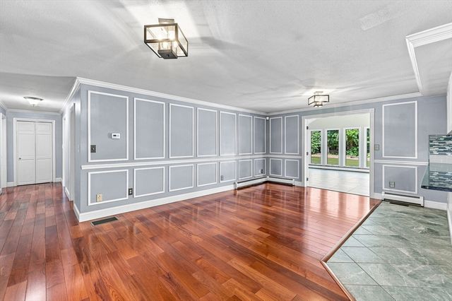 24 Orchard St, Berkley, MA 02779