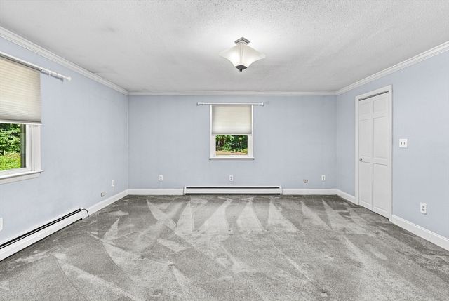 24 Orchard St, Berkley, MA 02779