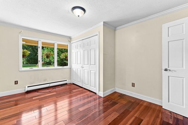 24 Orchard St, Berkley, MA 02779