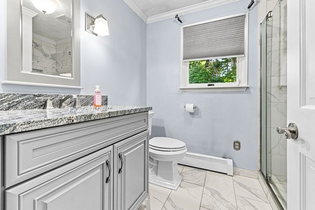 24 Orchard St, Berkley, MA 02779