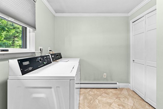 24 Orchard St, Berkley, MA 02779