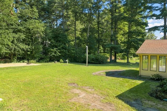 24 Orchard St, Berkley, MA 02779