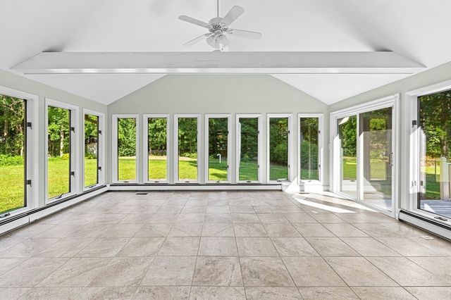 24 Orchard St, Berkley, MA 02779