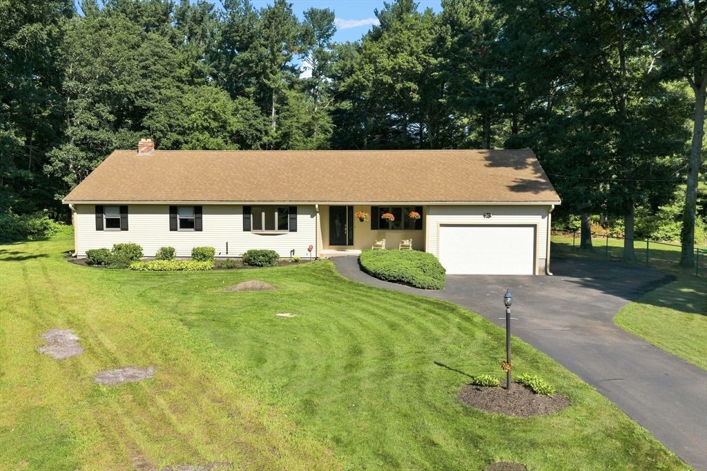 24 Orchard St, Berkley, MA 02779