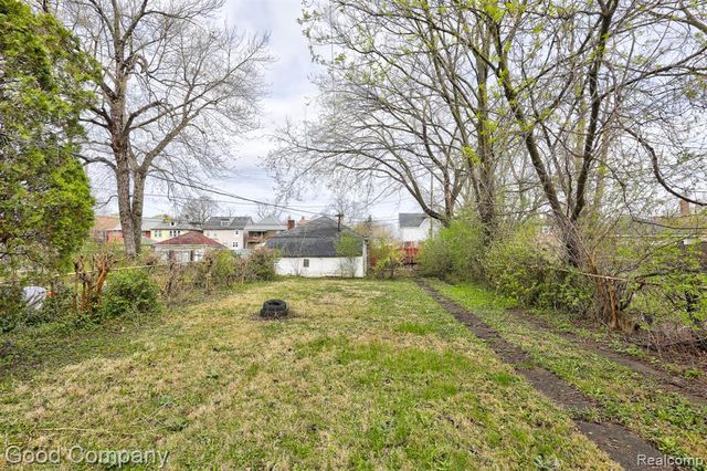 2244 Lamothe Street, Detroit, MI 48206