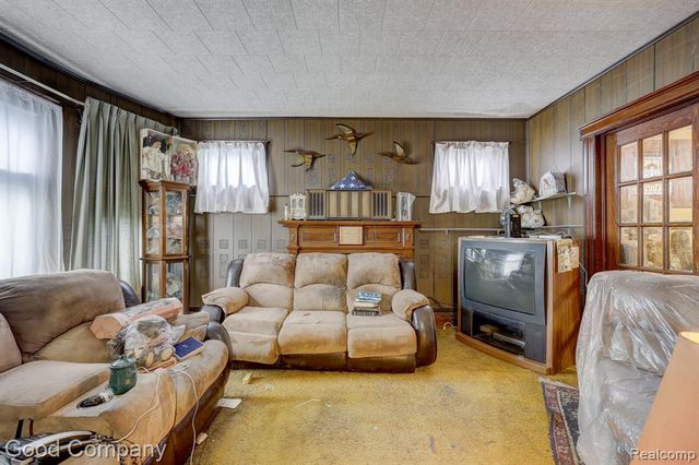 2244 Lamothe Street, Detroit, MI 48206