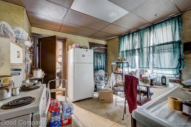 2244 Lamothe Street, Detroit, MI 48206