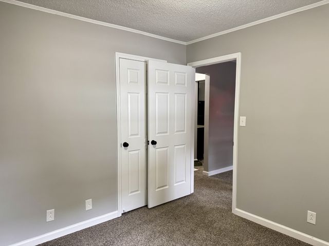 425 Alma Ln Apt D, Clarksville, TN 37043