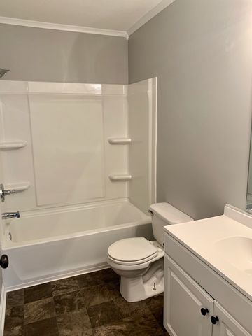 425 Alma Ln Apt D, Clarksville, TN 37043