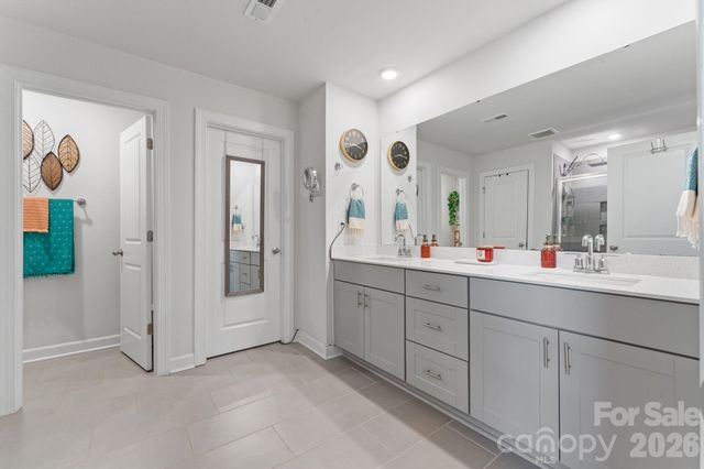 3008 Hayes Ridge Drive, Belmont, NC 28012