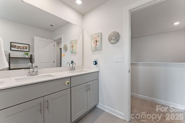 3008 Hayes Ridge Drive, Belmont, NC 28012