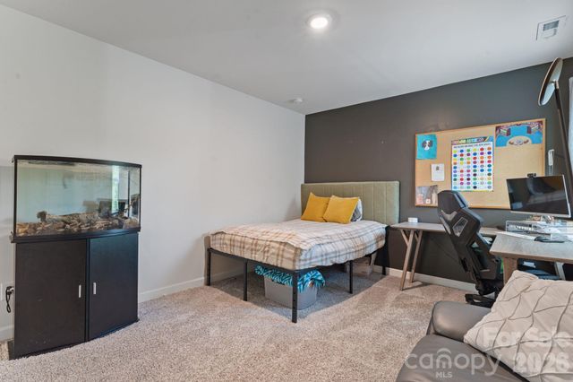 3008 Hayes Ridge Drive, Belmont, NC 28012