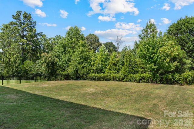 3008 Hayes Ridge Drive, Belmont, NC 28012