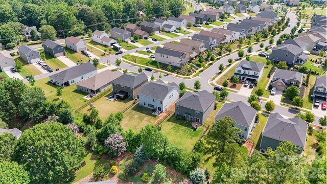 3008 Hayes Ridge Drive, Belmont, NC 28012