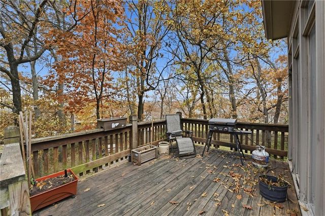 7024 N Mercier Court, Kansas City, MO 64118