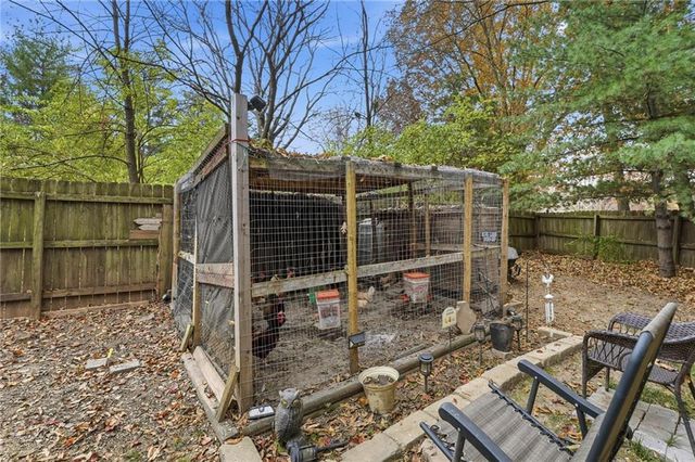 7024 N Mercier Court, Kansas City, MO 64118