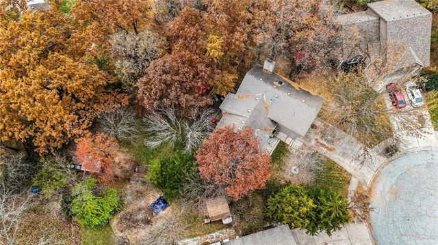 7024 N Mercier Court, Kansas City, MO 64118