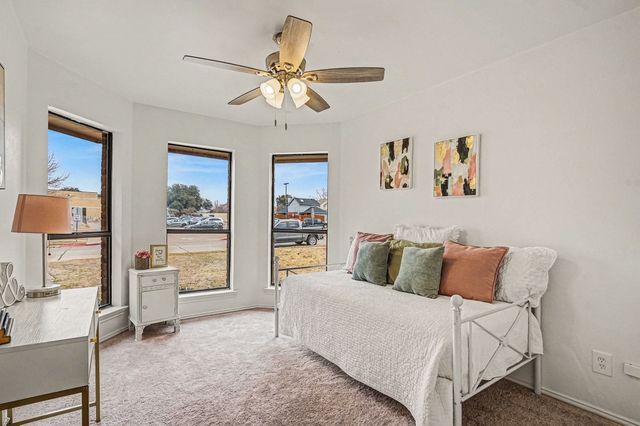 2008 Greenview Drive A, Carrollton, TX 75010