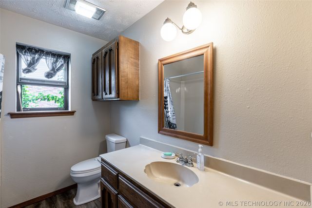 1022 N Miller Drive, Claremore, OK 74017
