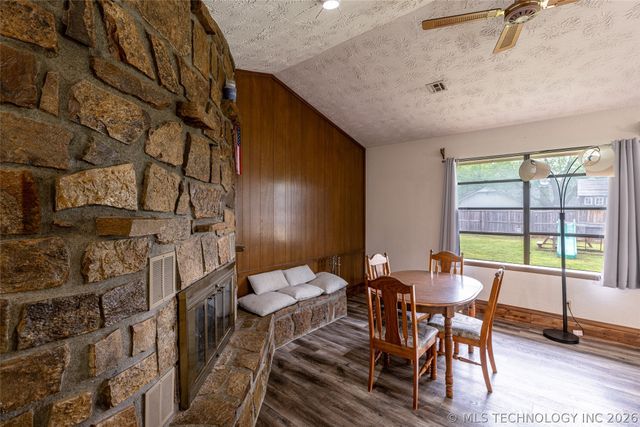 1022 N Miller Drive, Claremore, OK 74017