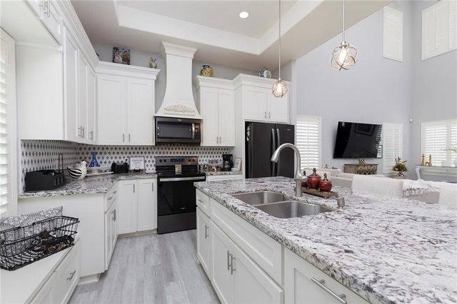 2606 S Rhett Drive, Pharr, TX 78577