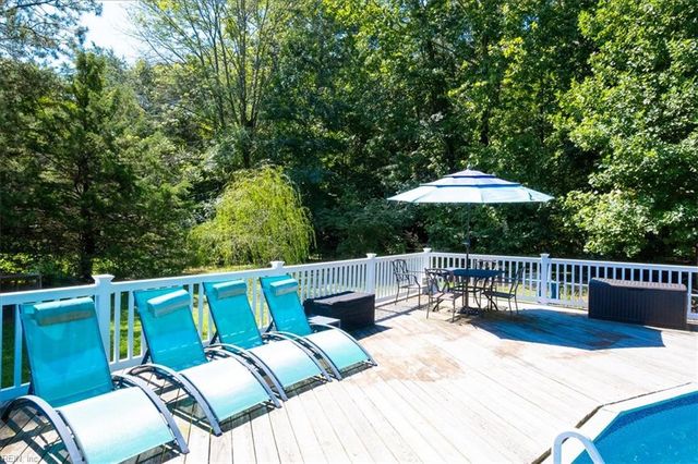 7395 Nelson DR, Gloucester, VA 23061