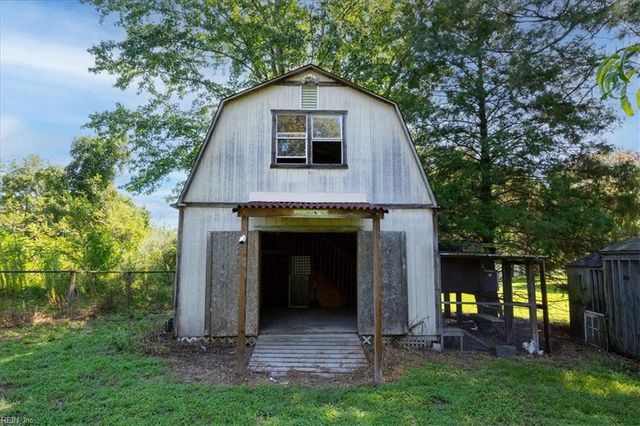 7395 Nelson DR, Gloucester, VA 23061