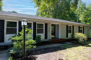 7395 Nelson DR, Gloucester, VA 23061