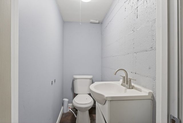 89 Goodale St, Haverhill, MA 01830