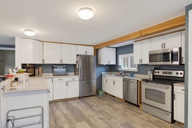 89 Goodale St, Haverhill, MA 01830