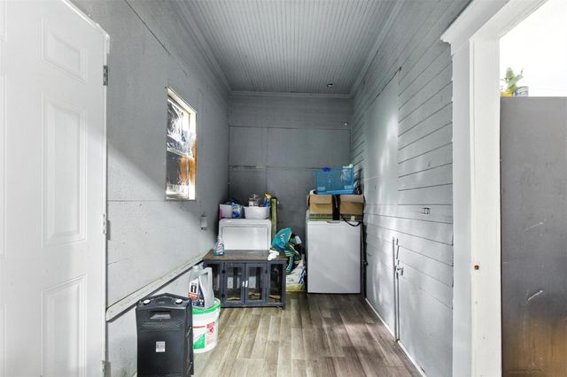 208 S Cloud Street, Wharton, TX 77488