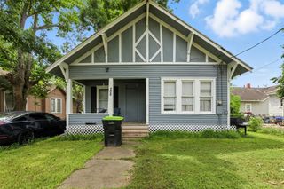 208 S Cloud Street, Wharton, TX 77488