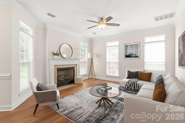 12319 Silveroak Lane, Charlotte, NC 28277