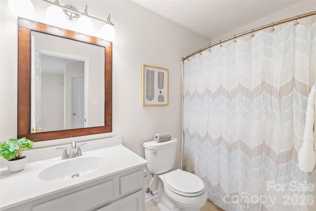 12319 Silveroak Lane, Charlotte, NC 28277